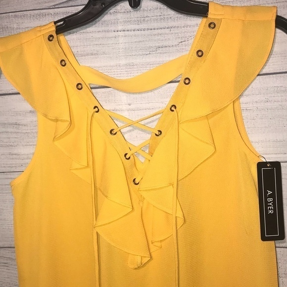 NWT A. Byer Yellow Reversible Blouse - Picture 3 of 6